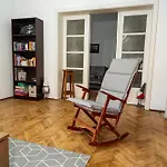 Retro With A Barkyard - Pet Friendly بيت للعطل