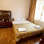 Retro With A Barkyard - Pet Friendly بيت للعطل *