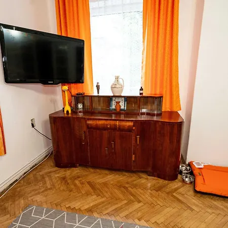 Retro With A Barkyard - Pet Friendly * Brasov