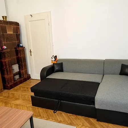 Holiday home Retro With A Barkyard - Pet Friendly