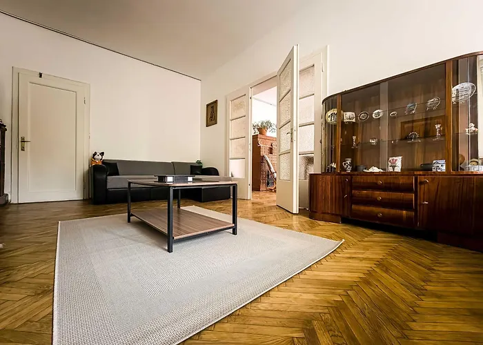 Retro With A Barkyard - Pet Friendly Σπίτι διακοπών Μπρασόβ