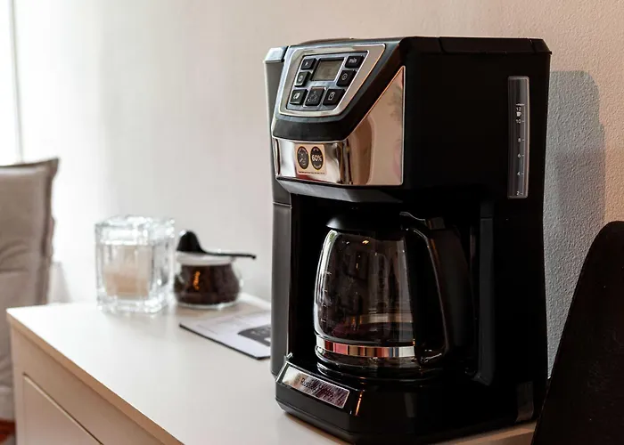 Retro With A Barkyard - Pet Friendly